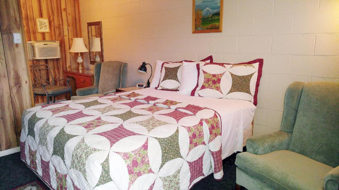 Carter Mountain Motel Cody Esterno foto